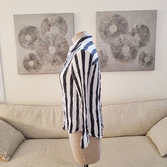 BP "The Perfect Shirt" Striped Button Down - size XS in Black/White - Picture 12 of 16